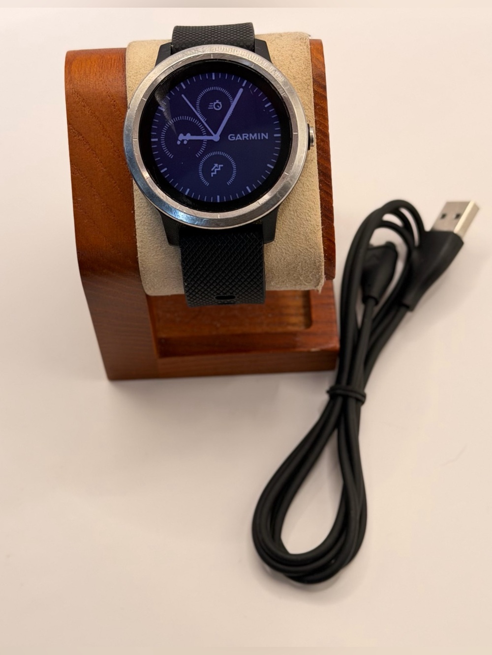 Garmin Vivoactive 3, Tested, Black And Stainless Steel, Charger Included